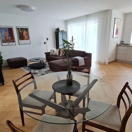 Beautiful New Apt In Old Town Near Train Station - Free Parking Bratislava Ngoại thất bức ảnh