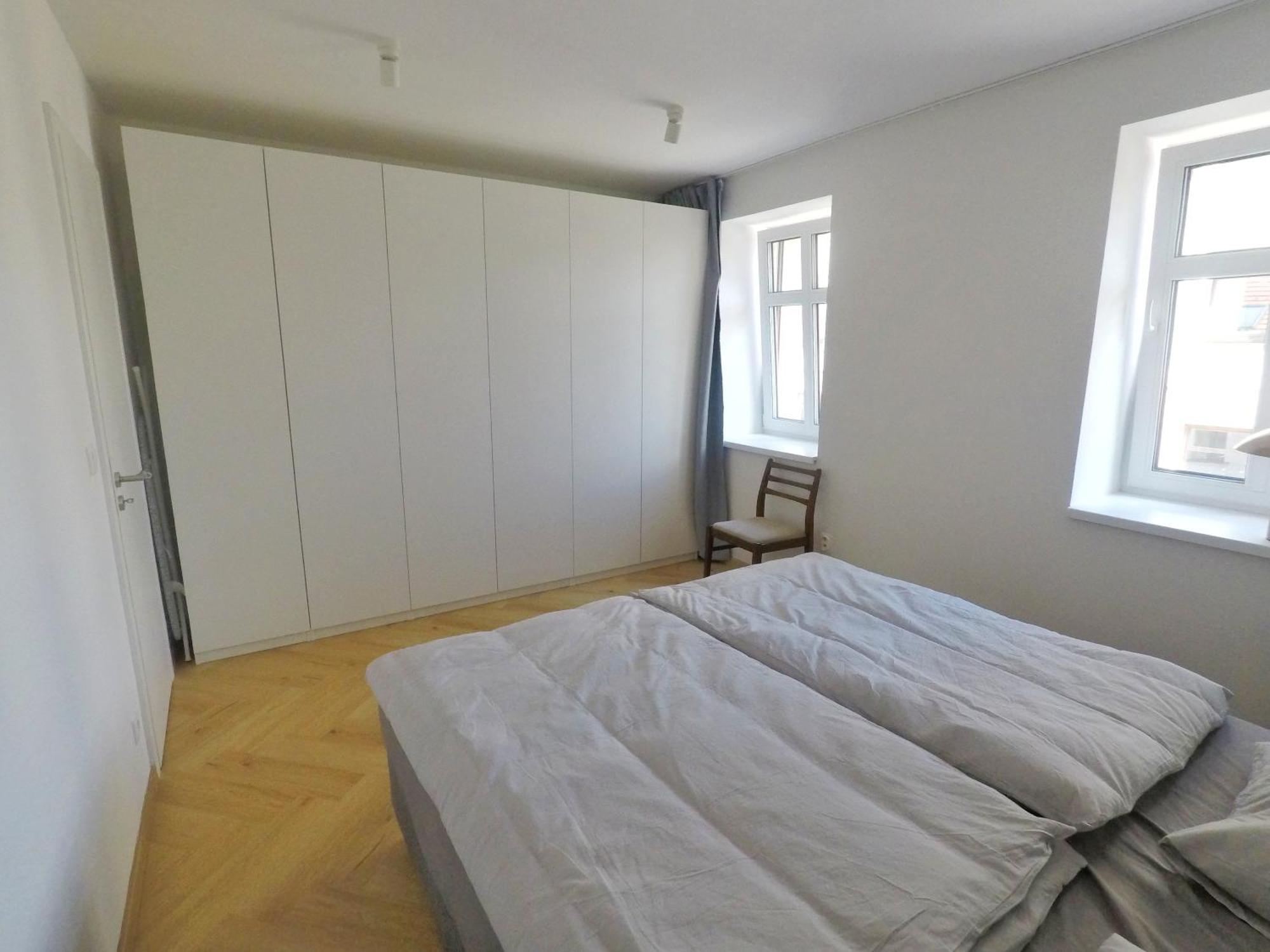 Beautiful New Apt In Old Town Near Train Station - Free Parking Bratislava Ngoại thất bức ảnh