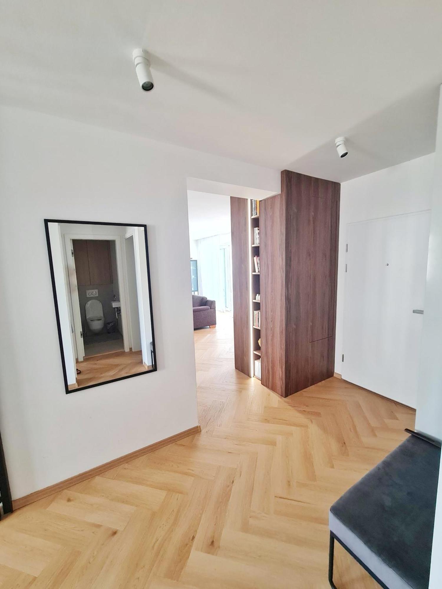 Beautiful New Apt In Old Town Near Train Station - Free Parking Bratislava Ngoại thất bức ảnh